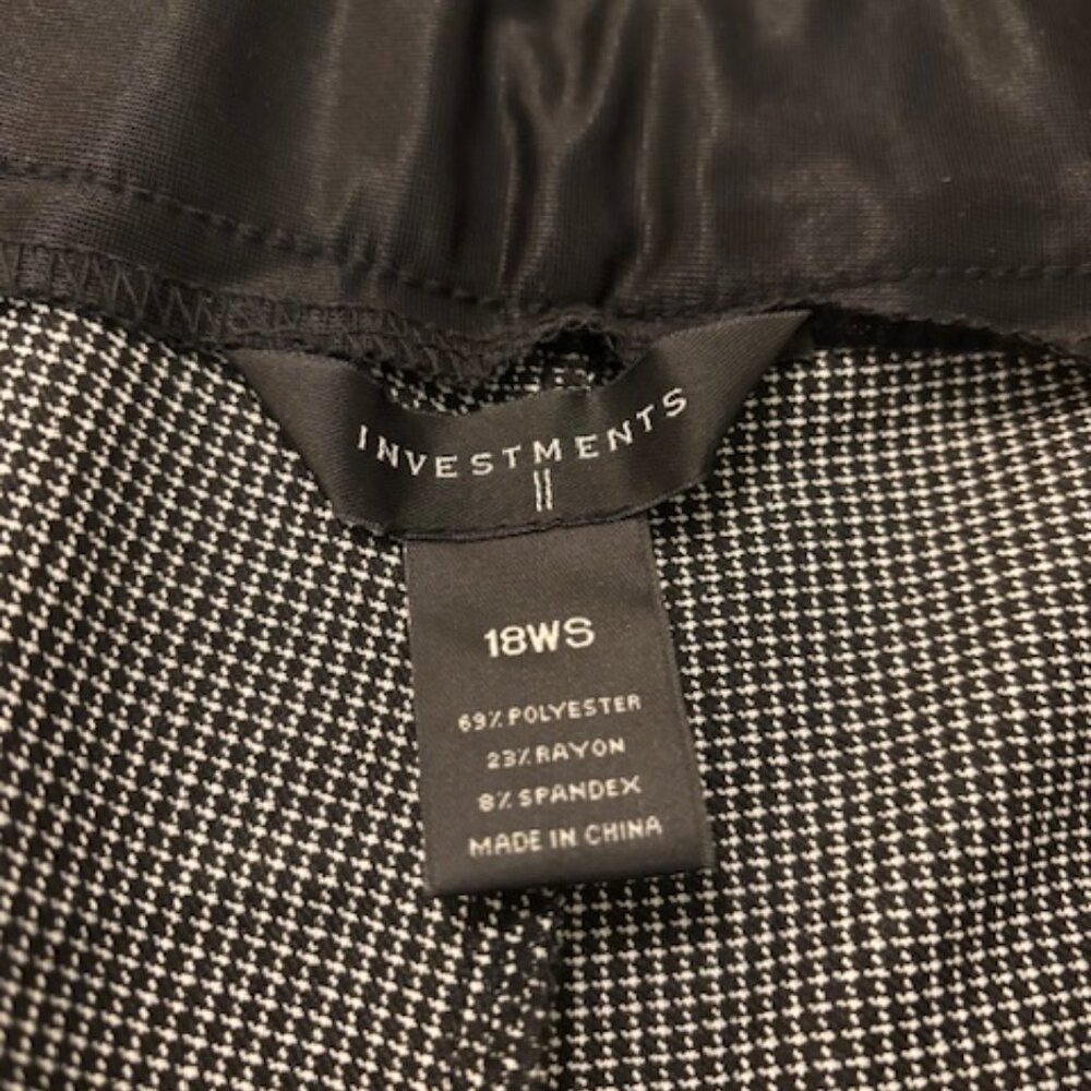 Investments NWT Black Check Slimming Pull-on Straight Leg Pants 18WShort - Picture 7 of 7